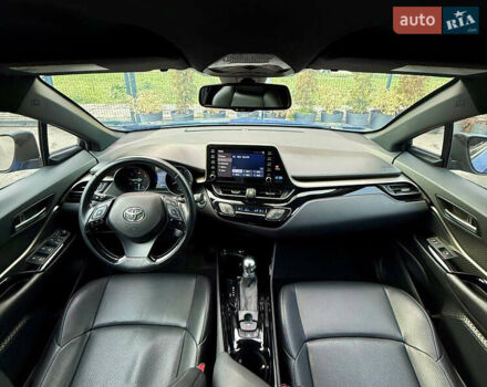 Синий Тойота C-HR, объемом двигателя 2 л и пробегом 107 тыс. км за 18500 $, фото 41 на Automoto.ua
