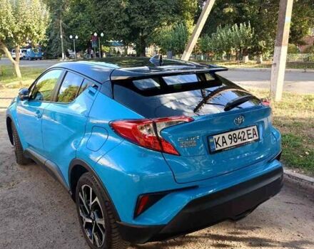 Синий Тойота C-HR, объемом двигателя 1.99 л и пробегом 102 тыс. км за 18500 $, фото 1 на Automoto.ua