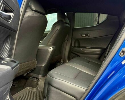 Синий Тойота C-HR, объемом двигателя 2 л и пробегом 107 тыс. км за 18500 $, фото 15 на Automoto.ua