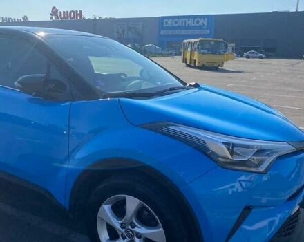 Синий Тойота C-HR, объемом двигателя 1.2 л и пробегом 80 тыс. км за 18500 $, фото 4 на Automoto.ua