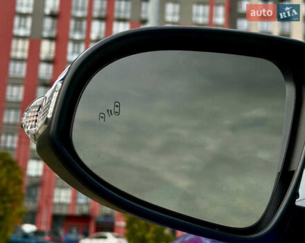 Синий Тойота C-HR, объемом двигателя 2 л и пробегом 107 тыс. км за 18500 $, фото 18 на Automoto.ua