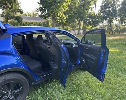 Синий Тойота C-HR, объемом двигателя 2 л и пробегом 96 тыс. км за 17300 $, фото 9 на Automoto.ua