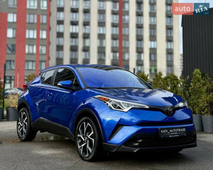 Синий Тойота C-HR, объемом двигателя 2 л и пробегом 107 тыс. км за 18500 $, фото 6 на Automoto.ua