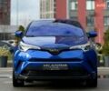 Синий Тойота C-HR, объемом двигателя 2 л и пробегом 107 тыс. км за 18500 $, фото 3 на Automoto.ua
