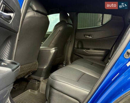 Синий Тойота C-HR, объемом двигателя 2 л и пробегом 107 тыс. км за 18500 $, фото 37 на Automoto.ua