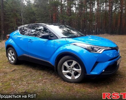 Синий Тойота C-HR, объемом двигателя 1.8 л и пробегом 86 тыс. км за 25000 $, фото 1 на Automoto.ua