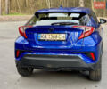 Синий Тойота C-HR, объемом двигателя 1.99 л и пробегом 62 тыс. км за 17899 $, фото 5 на Automoto.ua