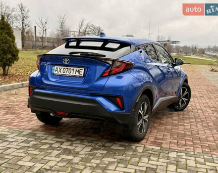 Синий Тойота C-HR, объемом двигателя 1.2 л и пробегом 138 тыс. км за 18999 $, фото 13 на Automoto.ua