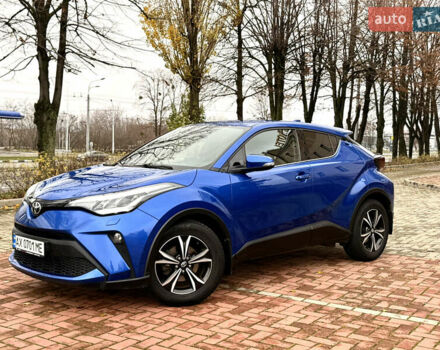 Синий Тойота C-HR, объемом двигателя 1.2 л и пробегом 138 тыс. км за 18700 $, фото 14 на Automoto.ua
