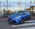Синий Тойота C-HR, объемом двигателя 1.8 л и пробегом 97 тыс. км за 25580 $, фото 1 на Automoto.ua