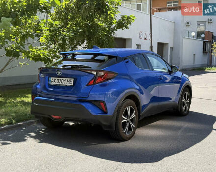 Синий Тойота C-HR, объемом двигателя 1.2 л и пробегом 135 тыс. км за 19300 $, фото 5 на Automoto.ua