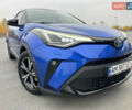 Синий Тойота C-HR, объемом двигателя 1.99 л и пробегом 56 тыс. км за 27750 $, фото 1 на Automoto.ua