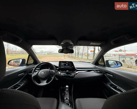 Синій Тойота C-HR, об'ємом двигуна 1.2 л та пробігом 138 тис. км за 18999 $, фото 34 на Automoto.ua