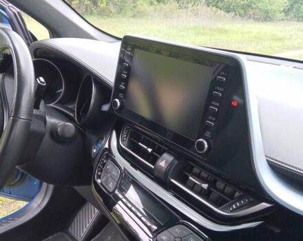 Синій Тойота C-HR, об'ємом двигуна 1.8 л та пробігом 90 тис. км за 24400 $, фото 26 на Automoto.ua