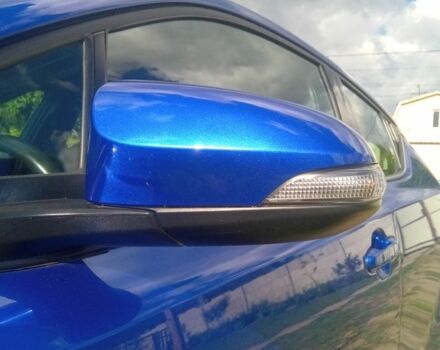 Синий Тойота C-HR, объемом двигателя 1.8 л и пробегом 94 тыс. км за 22800 $, фото 1 на Automoto.ua