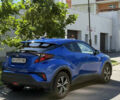Синий Тойота C-HR, объемом двигателя 1.2 л и пробегом 135 тыс. км за 19300 $, фото 4 на Automoto.ua