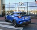Синий Тойота C-HR, объемом двигателя 1.8 л и пробегом 97 тыс. км за 25580 $, фото 1 на Automoto.ua