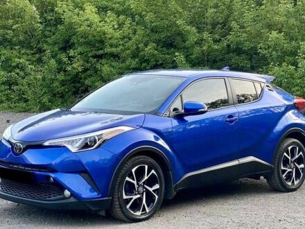 Тойота C-HR 2017 у Вінниці на Automoto.ua Синій Тойота C-HR, об'ємом двигуна 2 л та пробігом 124 тис. км за 14900 $, фото 1 на Automoto.ua
