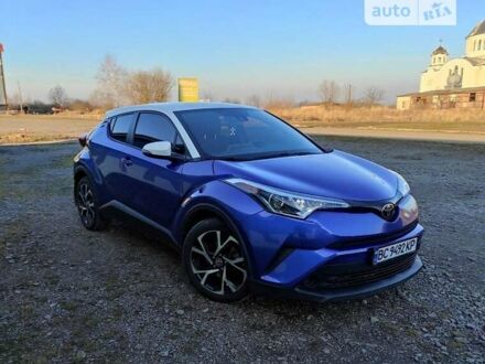 Синий Тойота C-HR, объемом двигателя 2 л и пробегом 51 тыс. км за 19000 $, фото 1 на Automoto.ua