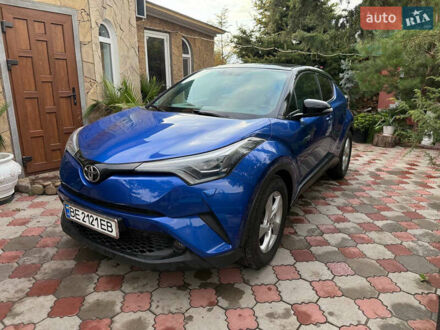 Тойота C-HR 2017 в Николаеве на Automoto.ua Синий Тойота C-HR, объемом двигателя 1.2 л и пробегом 83 тыс. км за 17500 $, фото 1 на Automoto.ua