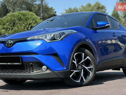 Синій Тойота C-HR, об'ємом двигуна 2 л та пробігом 41 тис. км за 16700 $, фото 1 на Automoto.ua