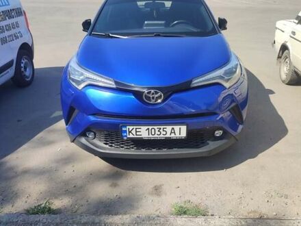 Тойота C-HR 2017 в Днепре (Днепропетровске) на Automoto.ua Синий Тойота C-HR, объемом двигателя 1.2 л и пробегом 1 тыс. км за 18000 $, фото 1 на Automoto.ua