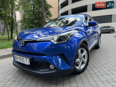 Тойота C-HR 2018 у Броварах на Automoto.ua Синій Тойота C-HR, об'ємом двигуна 1.8 л та пробігом 140 тис. км за 19999 $, фото 1 на Automoto.ua
