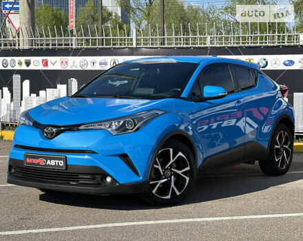 Синий Тойота C-HR, объемом двигателя 2 л и пробегом 101 тыс. км за 19999 $, фото 1 на Automoto.ua