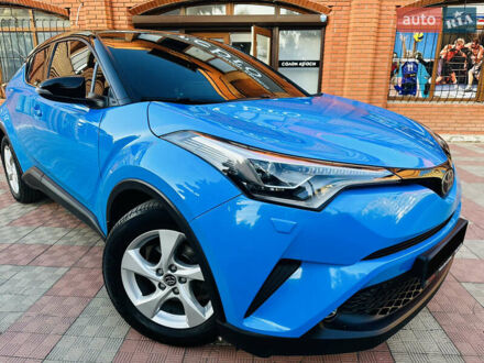 Тойота C-HR 2018 в Днепре (Днепропетровске) на Automoto.ua Синий Тойота C-HR, объемом двигателя 1.2 л и пробегом 73 тыс. км за 21300 $, фото 1 на Automoto.ua