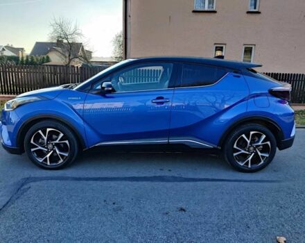 Синий Тойота C-HR, объемом двигателя 0 л и пробегом 26 тыс. км за 13950 $, фото 1 на Automoto.ua