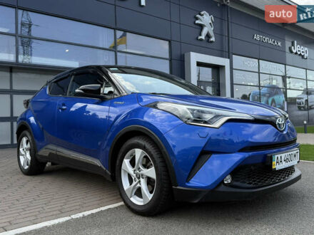 Тойота C-HR 2018 в Киеве на Automoto.ua Синий Тойота C-HR, объемом двигателя 1.8 л и пробегом 69 тыс. км за 24800 $, фото 1 на Automoto.ua