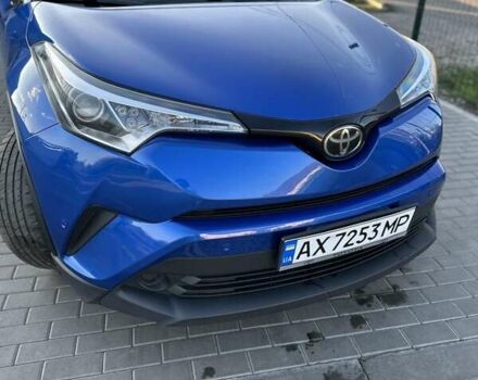 Синий Тойота C-HR, объемом двигателя 1.99 л и пробегом 101 тыс. км за 18600 $, фото 1 на Automoto.ua