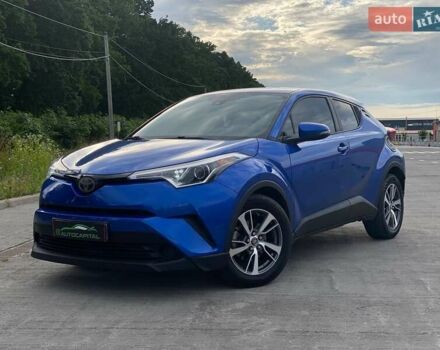 Синий Тойота C-HR, объемом двигателя 1.99 л и пробегом 101 тыс. км за 19990 $, фото 1 на Automoto.ua