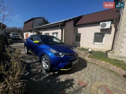 Тойота C-HR 2019 в Николаеве на Automoto.ua Синий Тойота C-HR, объемом двигателя 1.2 л и пробегом 37 тыс. км за 22499 $, фото 1 на Automoto.ua