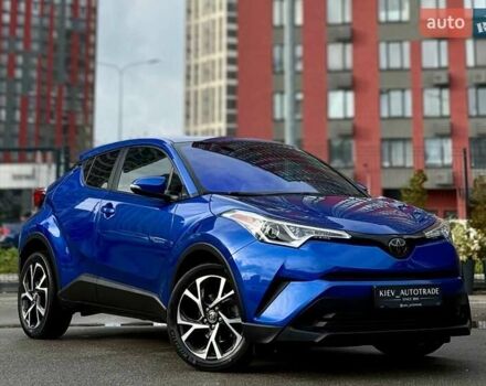 Синий Тойота C-HR, объемом двигателя 2 л и пробегом 107 тыс. км за 18500 $, фото 1 на Automoto.ua