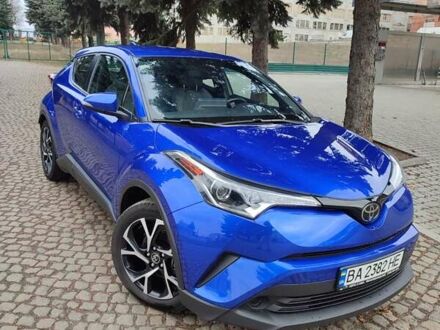 Синий Тойота C-HR, объемом двигателя 2 л и пробегом 34 тыс. км за 19600 $, фото 1 на Automoto.ua