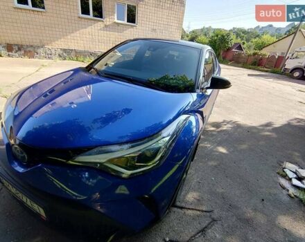 Синій Тойота C-HR, об'ємом двигуна 1.99 л та пробігом 56 тис. км за 30000 $, фото 1 на Automoto.ua