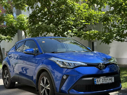 Синій Тойота C-HR, об'ємом двигуна 1.2 л та пробігом 135 тис. км за 19300 $, фото 1 на Automoto.ua