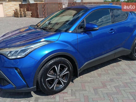 Синий Тойота C-HR, объемом двигателя 1.2 л и пробегом 130 тыс. км за 19900 $, фото 1 на Automoto.ua