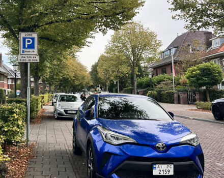 Синій Тойота C-HR, об'ємом двигуна 1.99 л та пробігом 80 тис. км за 23500 $, фото 1 на Automoto.ua