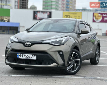 Зелений Тойота C-HR, об'ємом двигуна 1.99 л та пробігом 59 тис. км за 22700 $, фото 1 на Automoto.ua