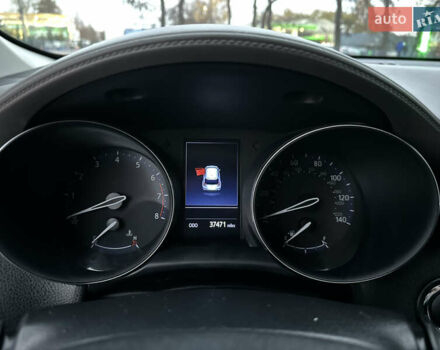 Зелений Тойота C-HR, об'ємом двигуна 1.99 л та пробігом 59 тис. км за 22700 $, фото 51 на Automoto.ua