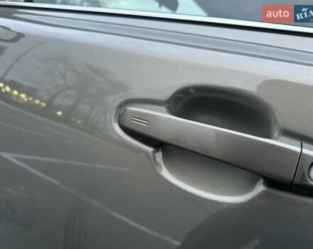 Зелений Тойота C-HR, об'ємом двигуна 1.99 л та пробігом 59 тис. км за 22700 $, фото 24 на Automoto.ua