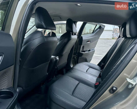 Зелений Тойота C-HR, об'ємом двигуна 1.99 л та пробігом 59 тис. км за 22700 $, фото 28 на Automoto.ua