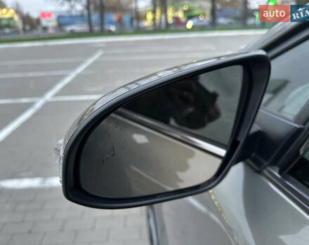 Зелений Тойота C-HR, об'ємом двигуна 1.99 л та пробігом 59 тис. км за 22700 $, фото 25 на Automoto.ua