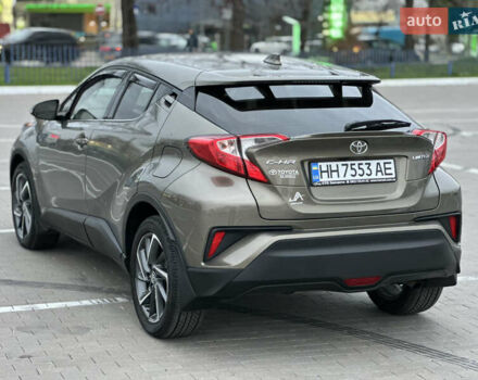 Зелений Тойота C-HR, об'ємом двигуна 1.99 л та пробігом 59 тис. км за 22700 $, фото 13 на Automoto.ua