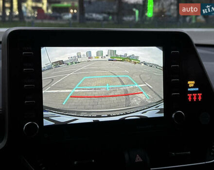 Зелений Тойота C-HR, об'ємом двигуна 1.99 л та пробігом 59 тис. км за 22700 $, фото 54 на Automoto.ua