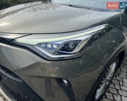 Зеленый Тойота C-HR, объемом двигателя 1.99 л и пробегом 57 тыс. км за 26500 $, фото 60 на Automoto.ua