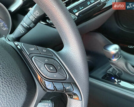 Зеленый Тойота C-HR, объемом двигателя 2 л и пробегом 2 тыс. км за 19700 $, фото 41 на Automoto.ua