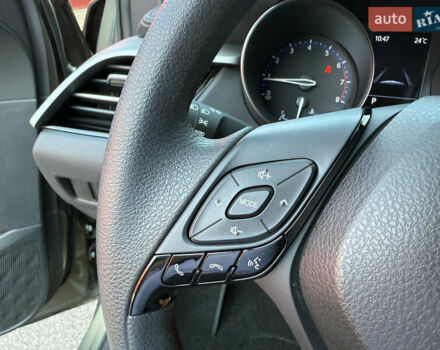 Зелений Тойота C-HR, об'ємом двигуна 2 л та пробігом 2 тис. км за 20999 $, фото 41 на Automoto.ua